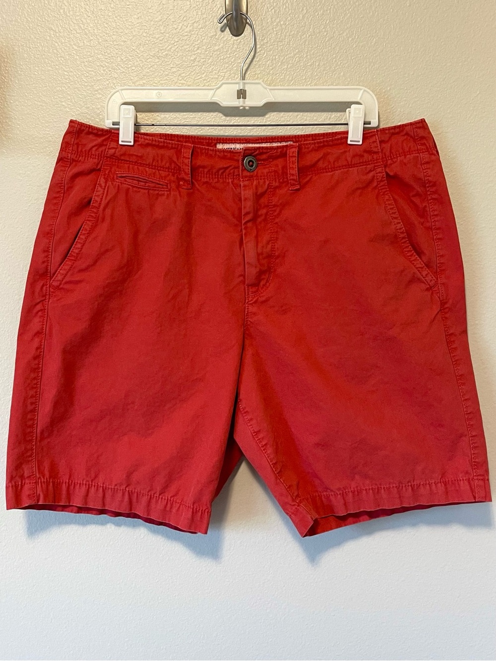 American Eagle Prep Chino Shorts - Red & Khaki - Size 36